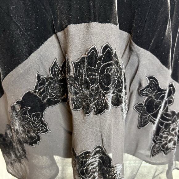 Jones New York‎ Women's Black Velvet Short Sleeve Top Size 20W Festive Luxe - Picture 9 of 11